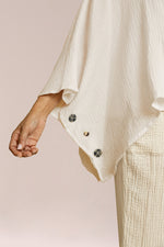 Load image into Gallery viewer, Breeze Capri Cover O/S
