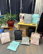 Load image into Gallery viewer, Petite Crossbody
