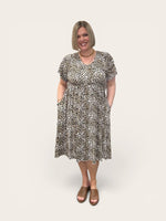 Load image into Gallery viewer, Donna Dress | Cheetah
