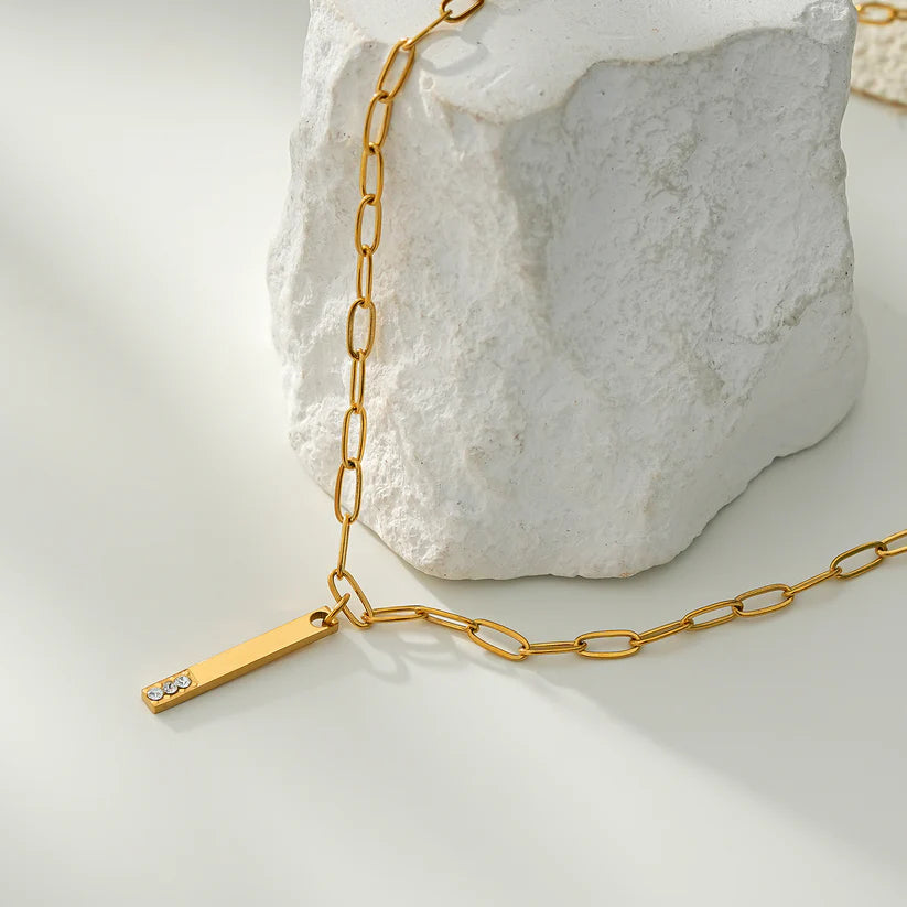 Paper-Clip Chain and Bar