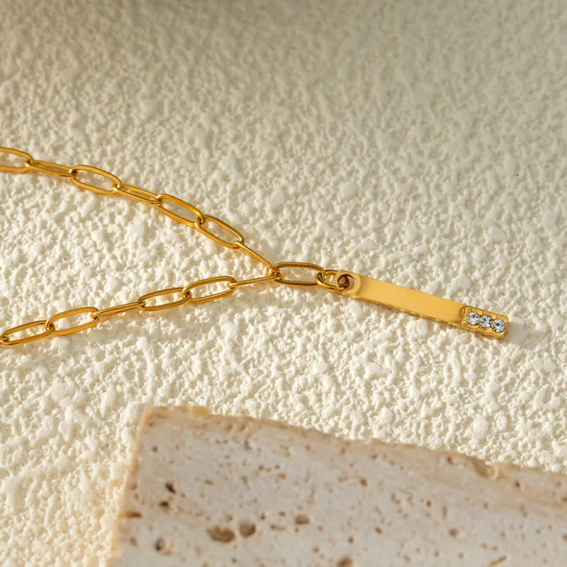 Paper-Clip Chain and Bar
