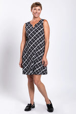 Load image into Gallery viewer, Maggie Slvlss Dress

