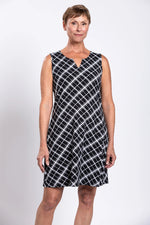 Load image into Gallery viewer, Maggie Slvlss Dress
