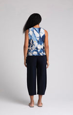 Load image into Gallery viewer, Slim Fete Sleeveless Top
