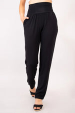 Load image into Gallery viewer, The Clair Pant | Tall
