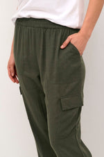 Load image into Gallery viewer, Milia Cargo Pant
