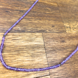 Tiny Stone Stretch Necklace